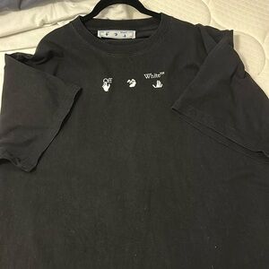 Off white t shirt